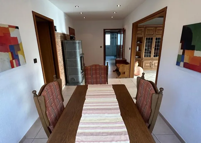 Hocheifelblick アパート *